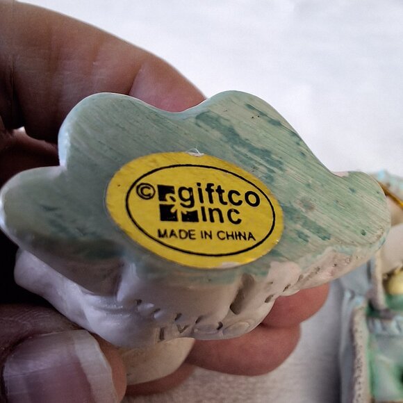 Lot of‎ 2 Giftco Inc. Dreamsicles Polystone Nativity Ornaments Mary and Joseph - Picture 5 of 6